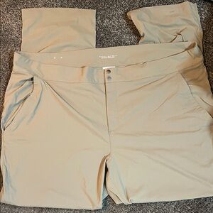 Columbia Tan Pants with Pockets